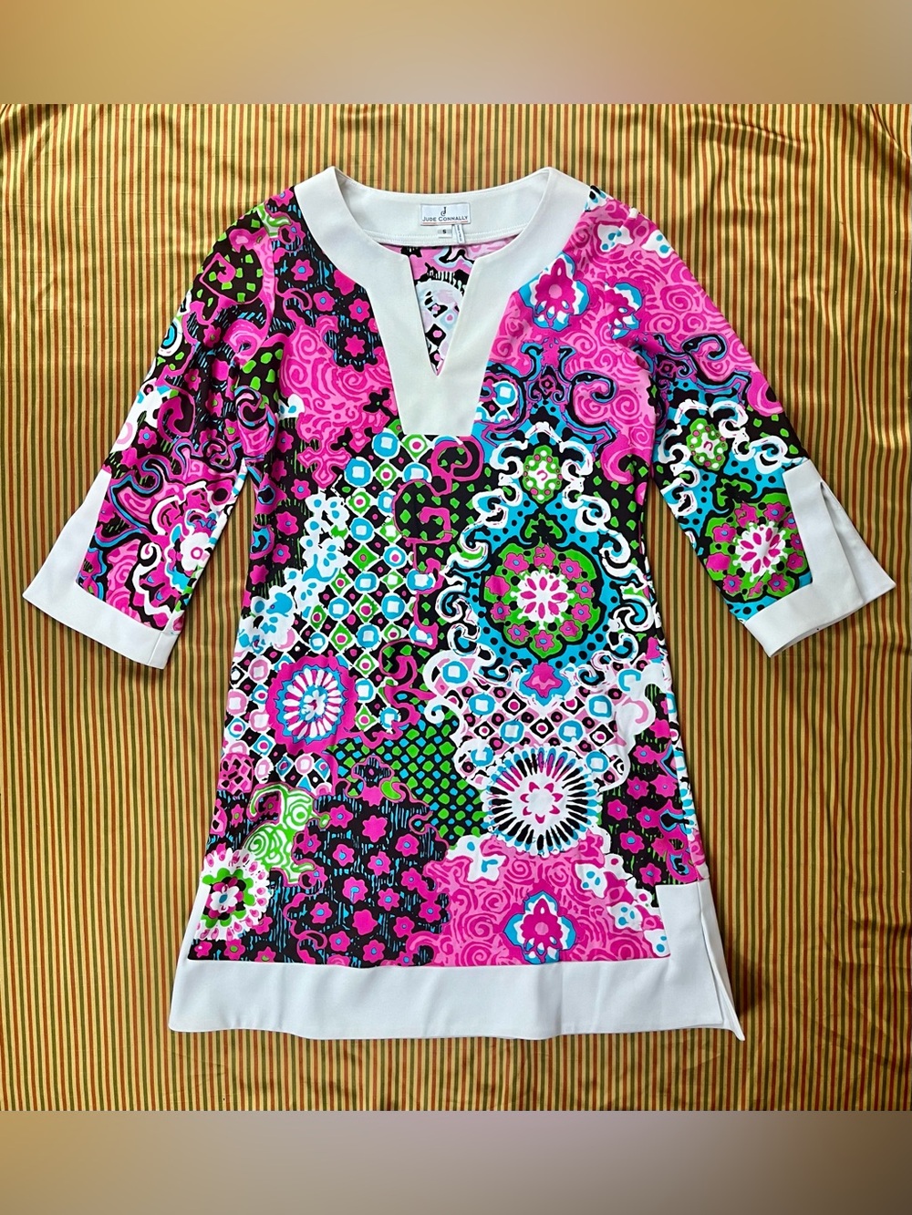 Jude Connally Dress Small USA Pink Blue Geometric Stretch Knit Shift Tunic Prepp